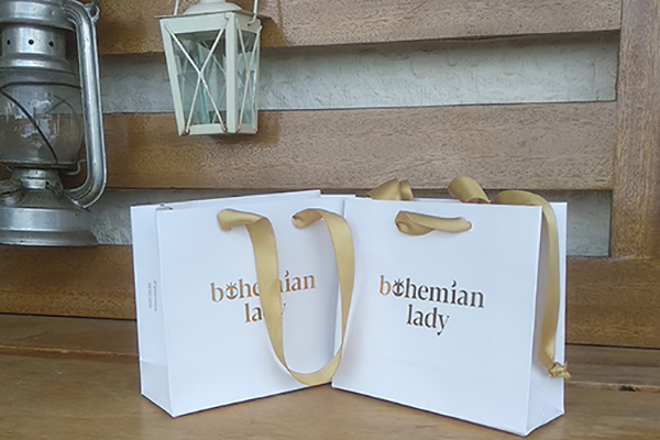 Luxury paper bags with offset print and lamination