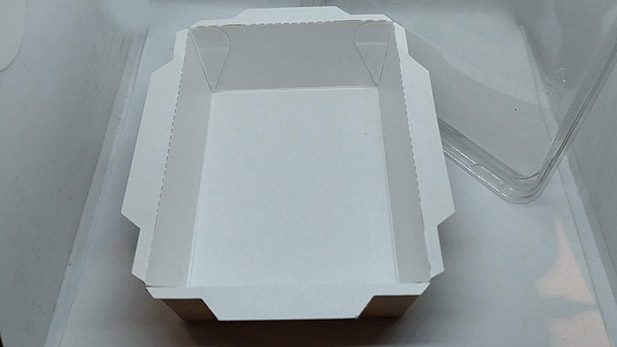 Картонени кутии за доставка с PET прозрачен капак