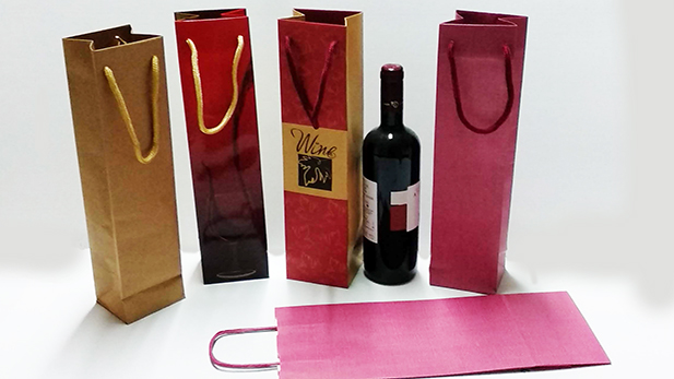 Paper luxury bags for one and two bottles of wine
