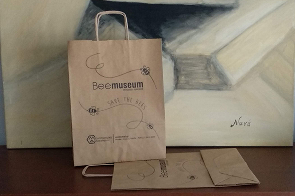 Хартиени торби - крафт чанти за търговски обекти