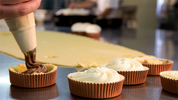 Χάρτινες Φόρμες ψησίματος κέικ για αρτοποιεία και ζαχαροπλαστεία
