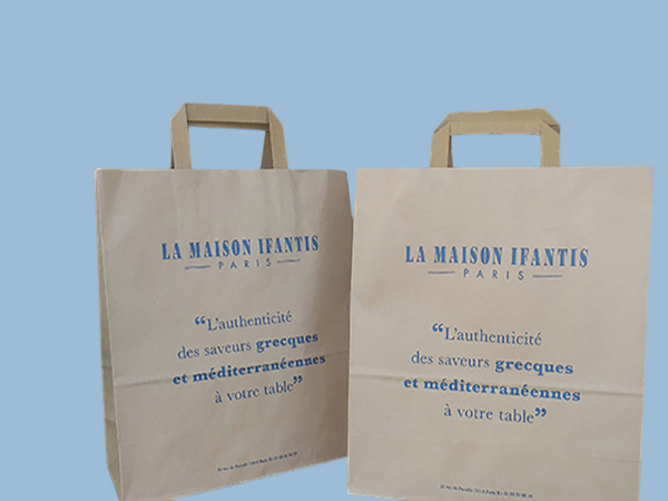 Брандирани крафт торбички с усукани или плоски дръжки