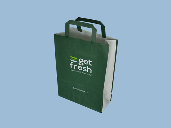 Брандирани крафт торбички с усукани или плоски дръжки