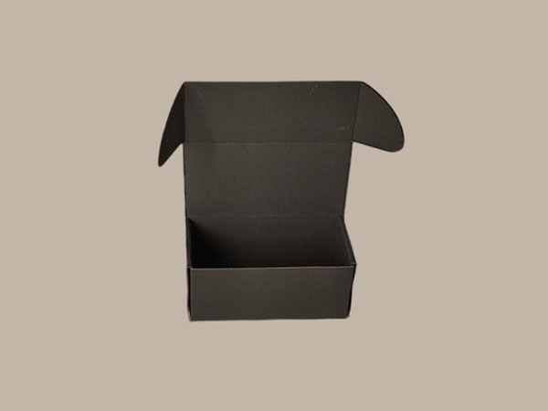 Специални брандирани кутийни конструкции от микровелпапе хартия