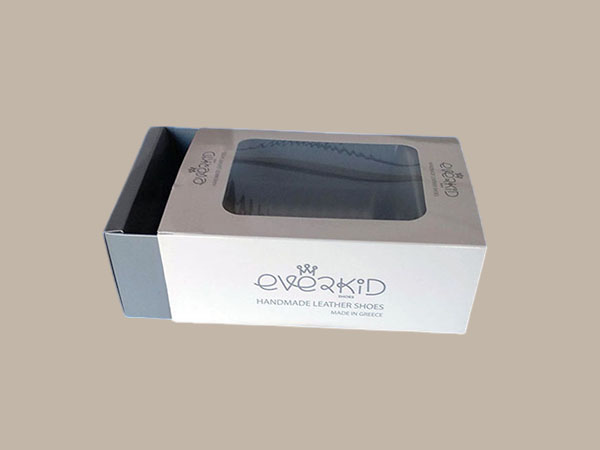 Специални брандирани кутийни конструкции от микровелпапе хартия