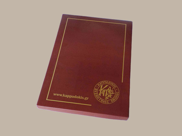 Специални брандирани кутийни конструкции от микровелпапе хартия