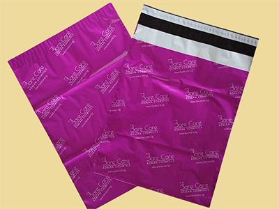 Брандиране на пликове за електронни магазини