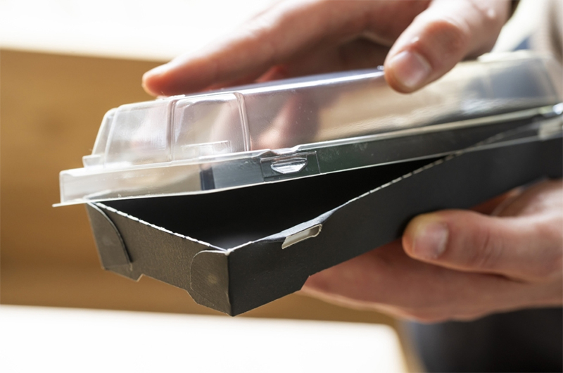 Картонени кутии за суши с PET DOME капак