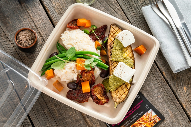 Square biodegradable food boxes