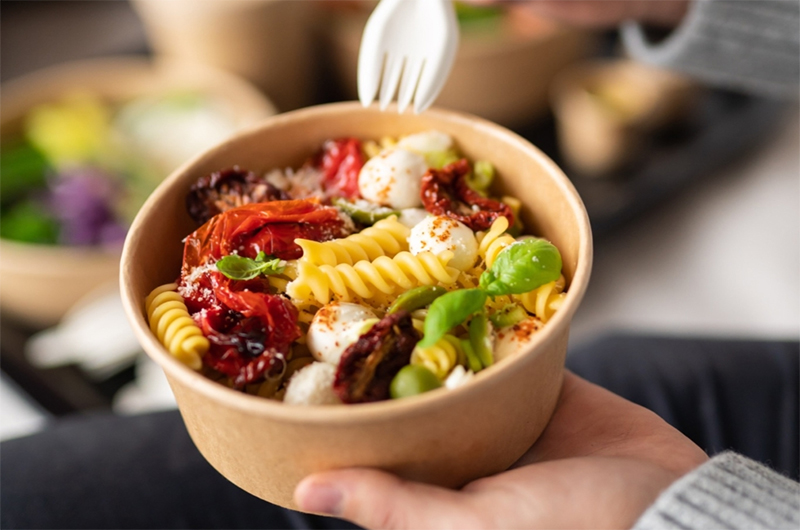 Biodegradable round salad bowls