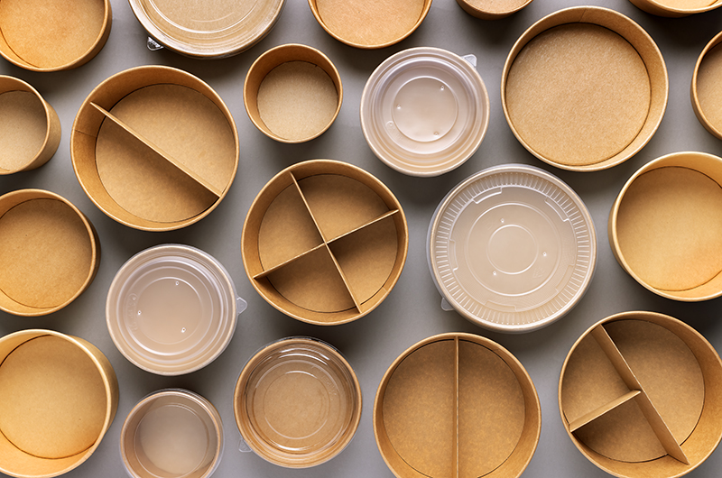 Round salad bowls