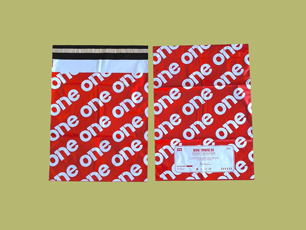 Printed courier bags for e-commerce stores