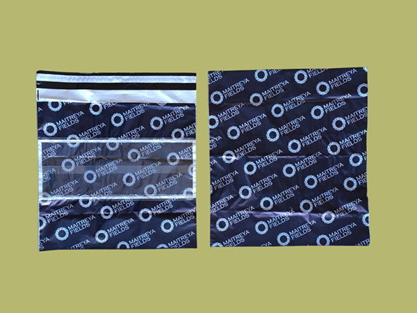 Printing plastic bags for e-shop stores