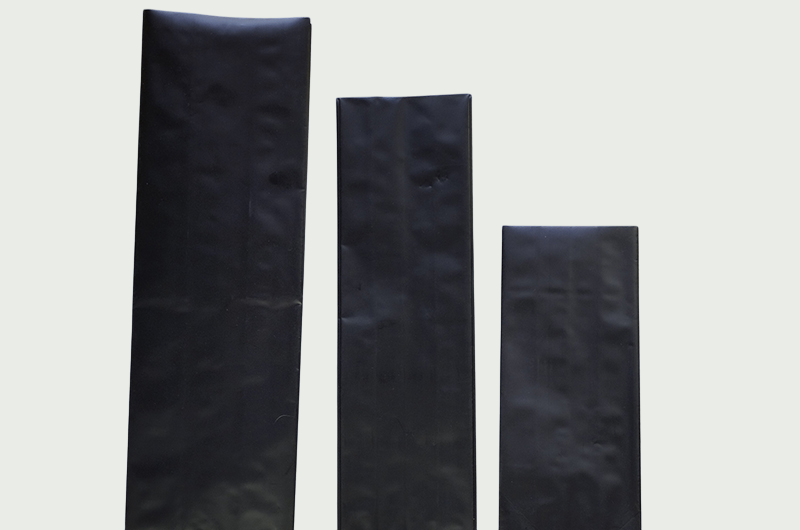 Side gusseted aluminum foil bags