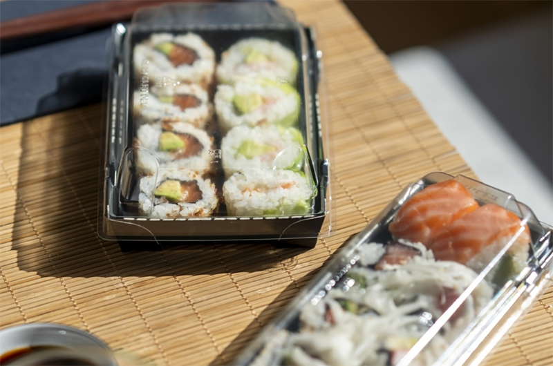 Paper sushi containers with PET DOME lid