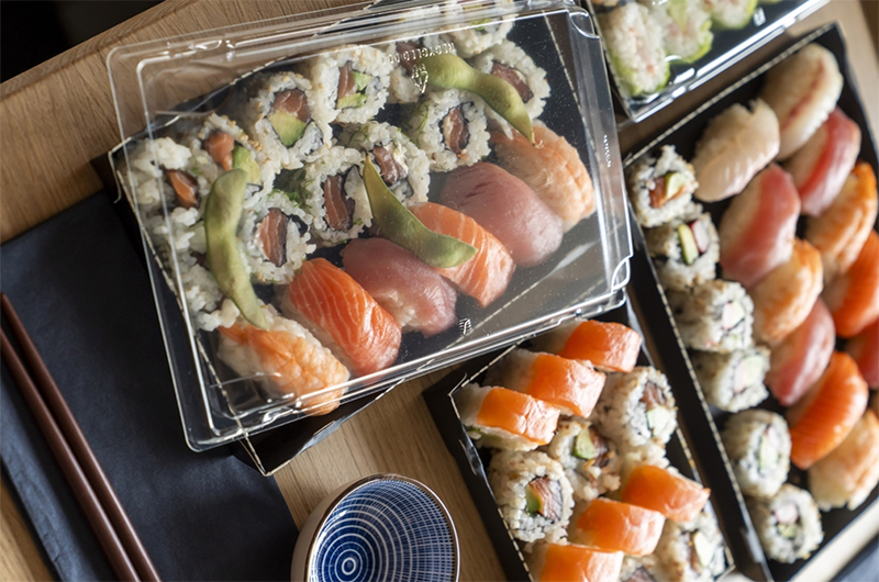 Paper sushi trays