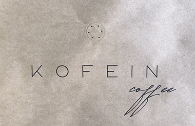 Doypack pouches with valve